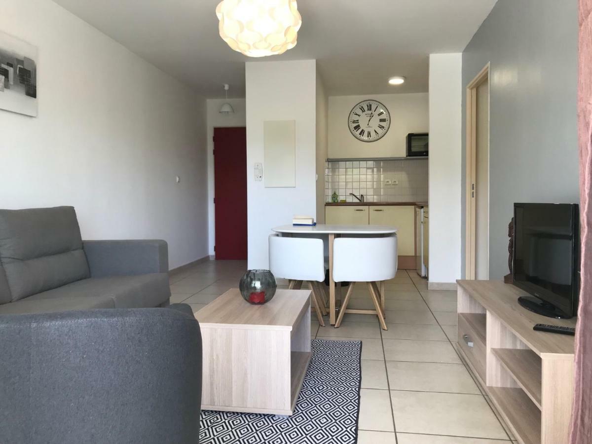 Meuble Homard Avec Jacuzzi Et Vue Mer 생질레방 외부 사진